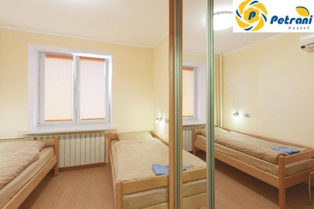 Petrani Hostel 키예프 외부 사진